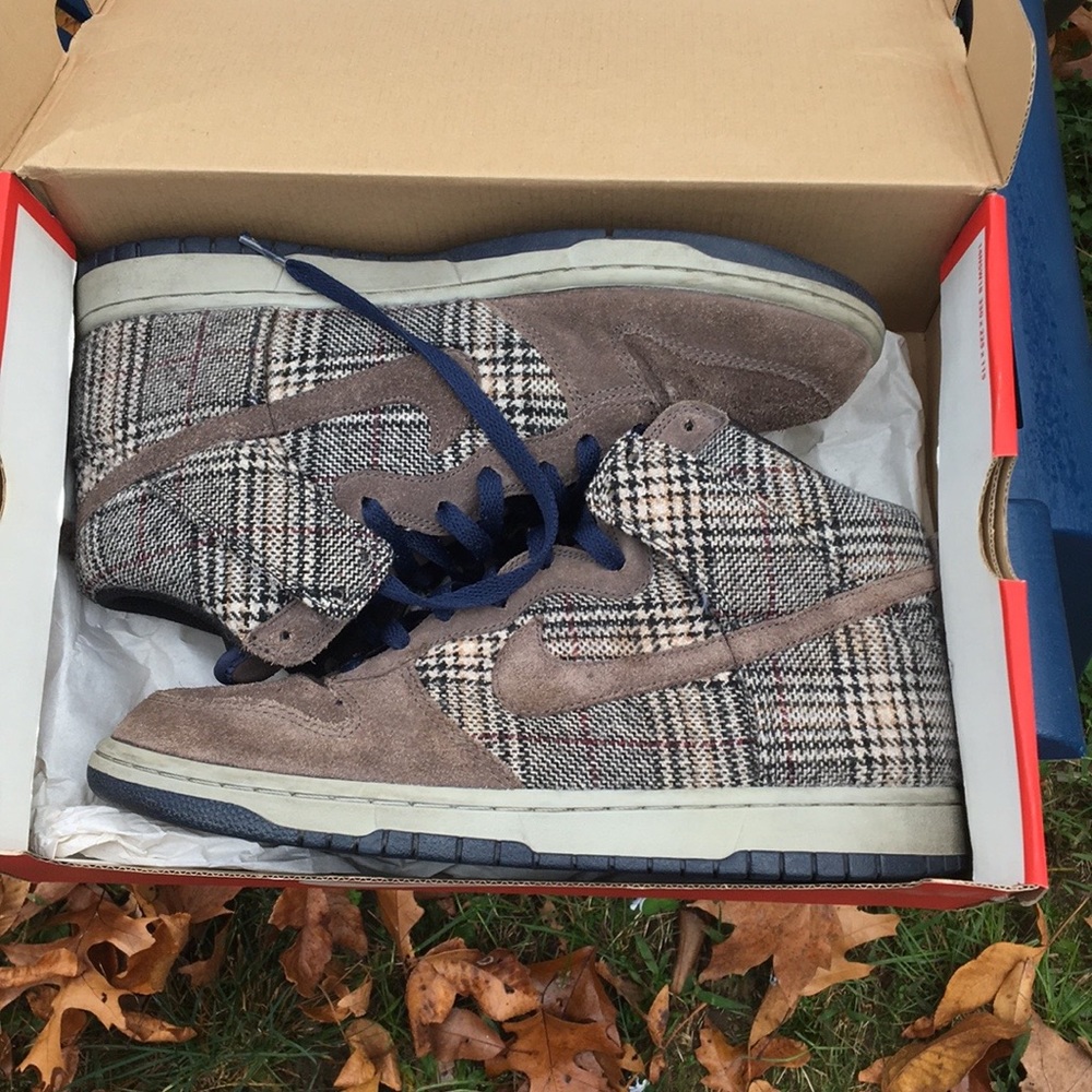 ❌❌Sold❌❌❌Nike dunk high premium Tweed pack size 10